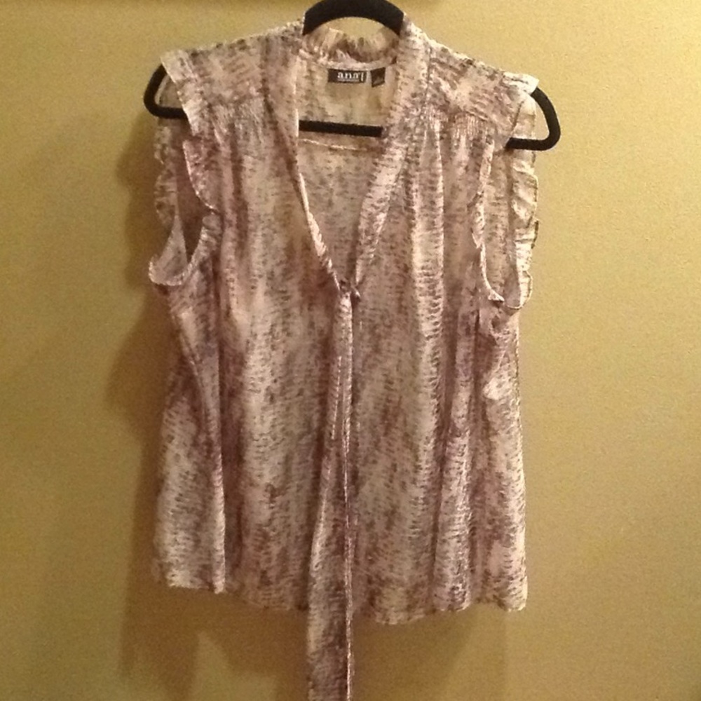 Sleeveless Blouse